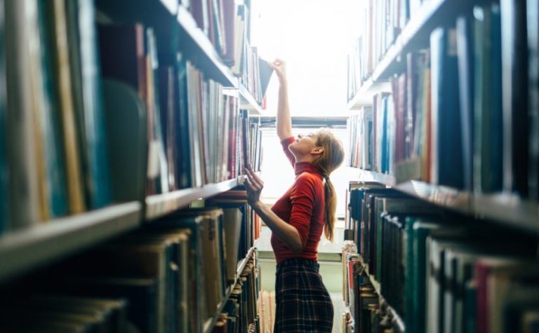 que-carrera-estudiar-para-ser-bibliotecaria | Las oposiciones